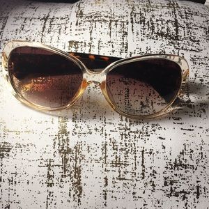 Light brown sunglasses